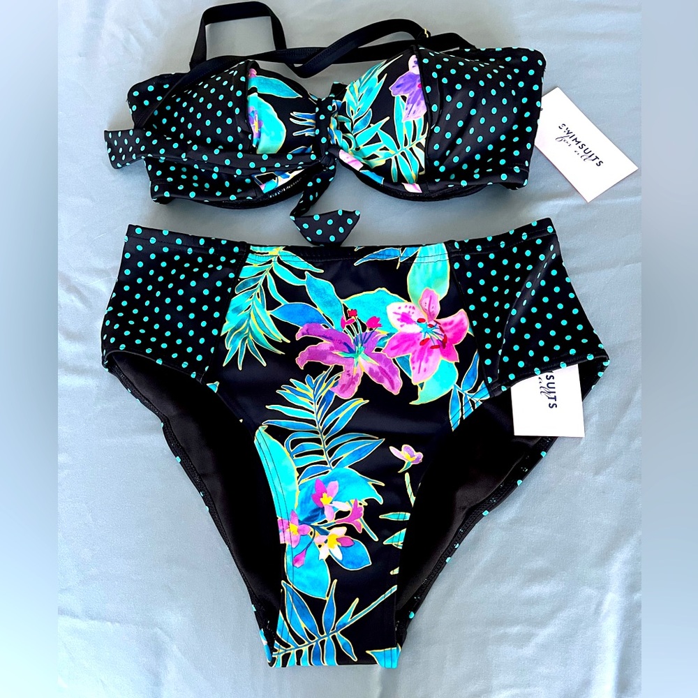 NWT 2-piece swimsuit